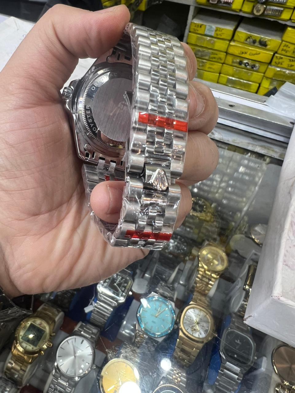 Luxury GMT-Style Stainless Steel Wrist Watch – Black Dial & Rotating Bezel