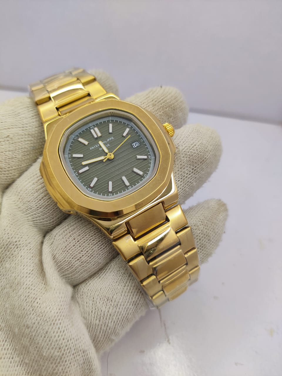 Patek Phillipe Nautilus-Turquoise Dial |Gold Edition|