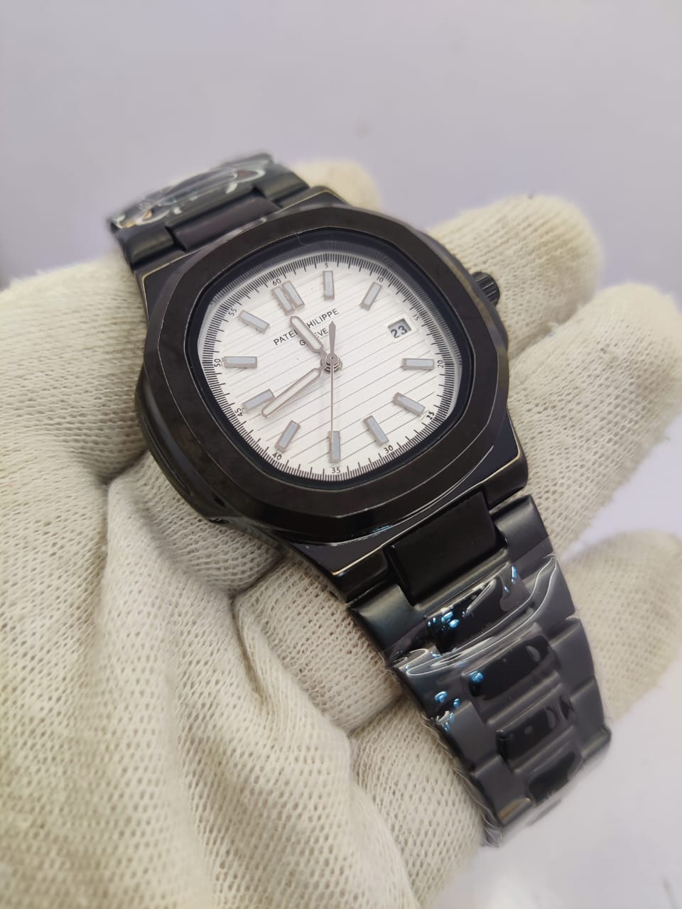 Patek Phillipe Nautilus-Turquoise Dial |Black|