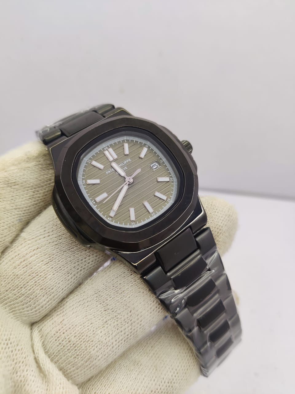 Patek Phillipe Nautilus-Turquoise Dial |Black|